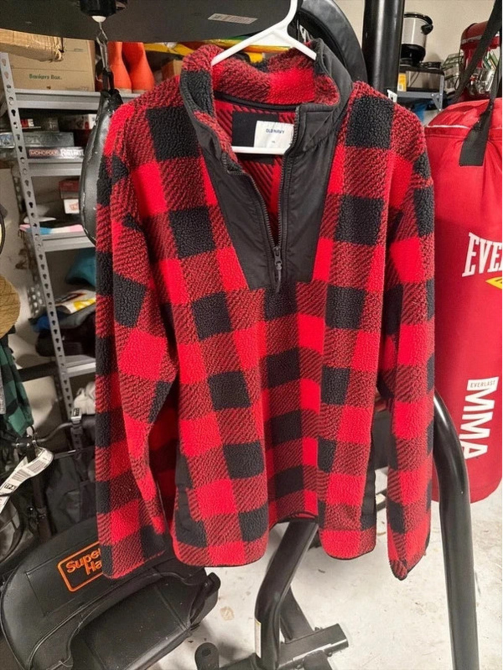 Old Navy Men's XXL Red and Black Buffalo Plaid Fleece Pullover